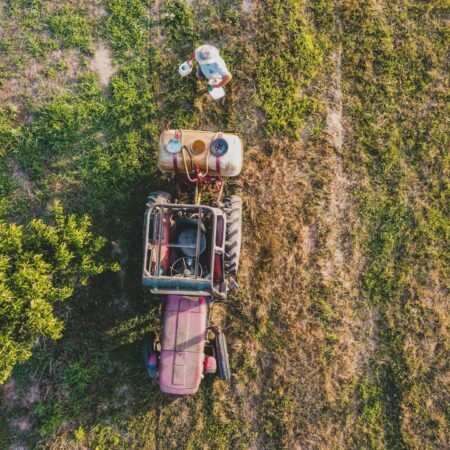 جرارات شركة الريان: القوة والاعتمادية التي يحتاجها المزارع المصري